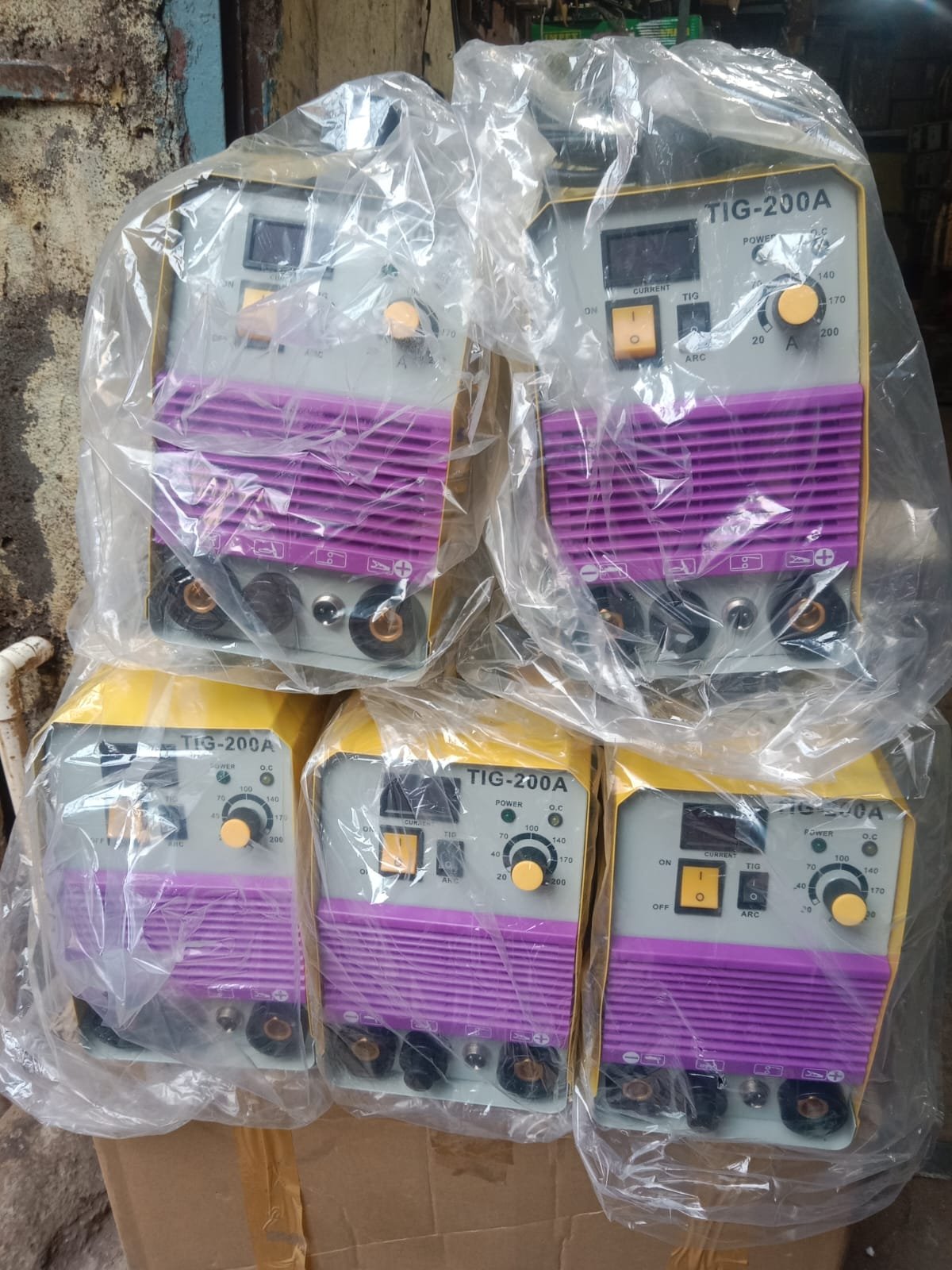 ARC-Welding-Machine